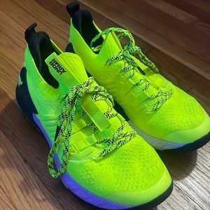 Under Armour youth HOVR sneaker